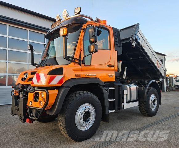 Unimog U527 UGE Vehículos municipales multiusos