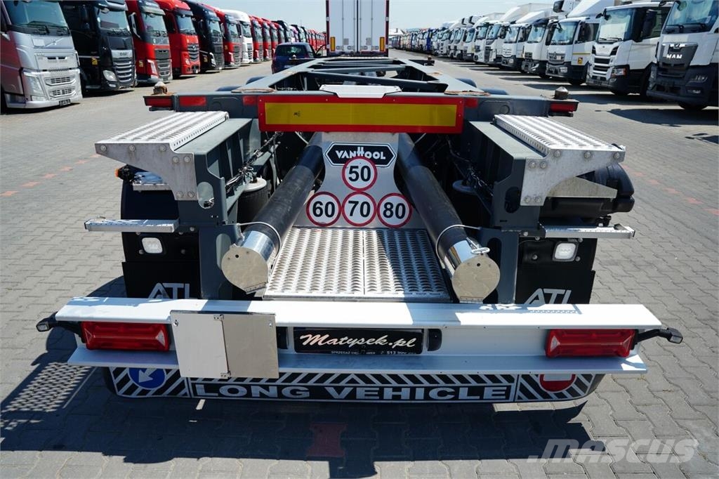 Van Hool / NACZEPA PODKONTENEROWA / PEŁNY ADR / 3 OSIE / OS Chasis y suspención