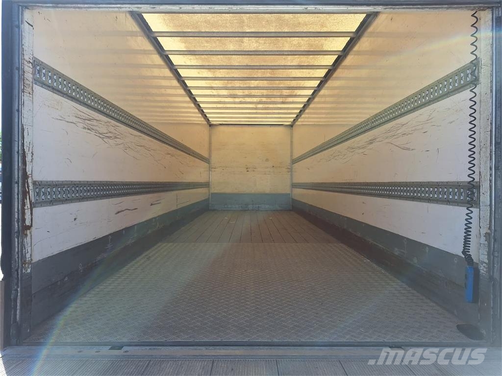 Veldhuizen BE Koffer semi-trailer + DHollandia LBW 750 kg/ 7 Noslēgtās piekabes