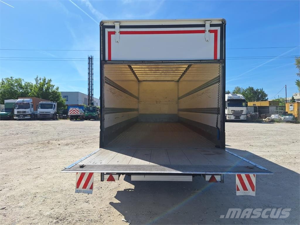Veldhuizen BE Koffer semi-trailer + DHollandia LBW 750 kg/ 7 Noslēgtās piekabes