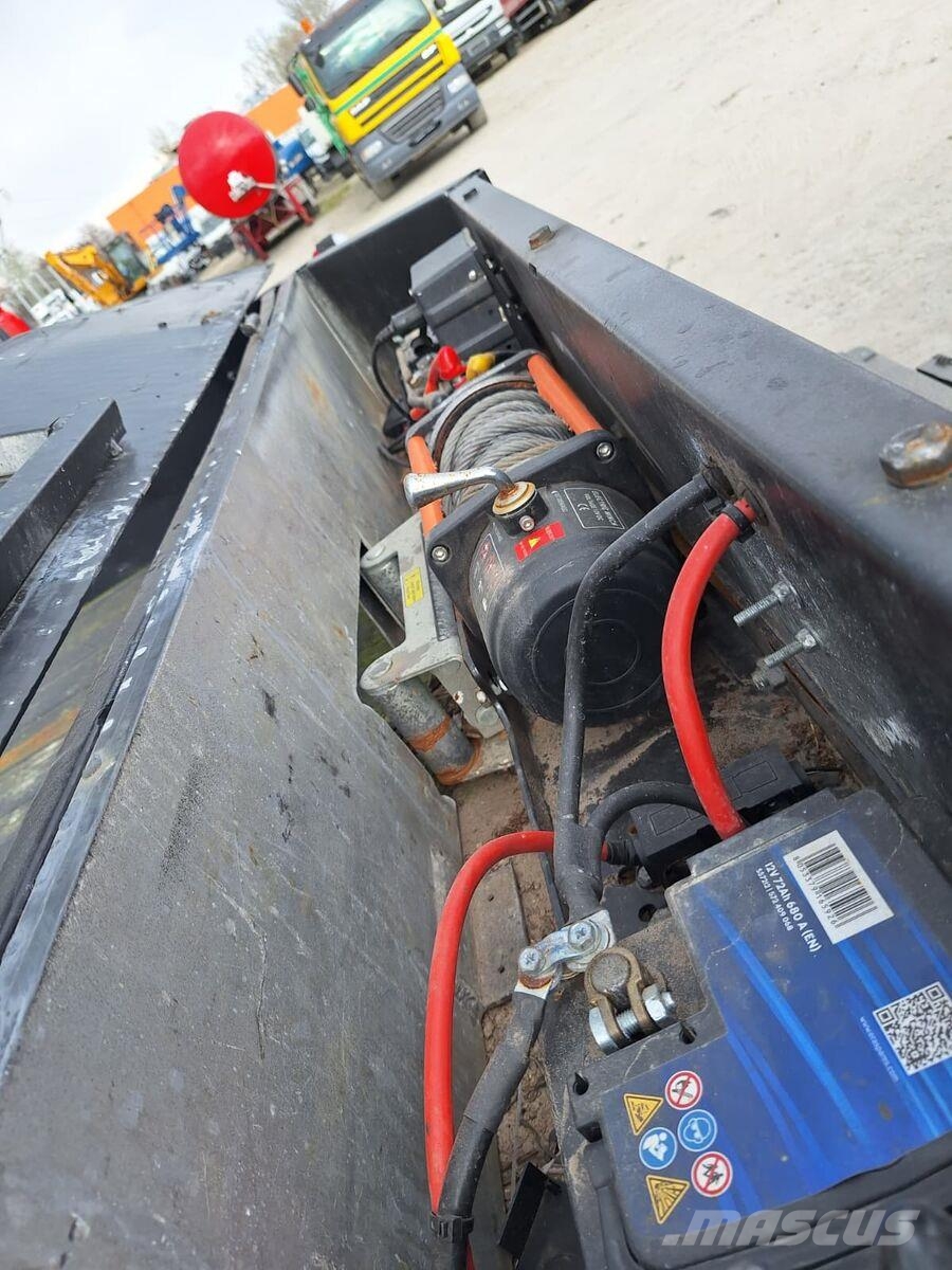 Veldhuizen equipment trailer + Winch / 9,8 m مقطورات مركبات نقل