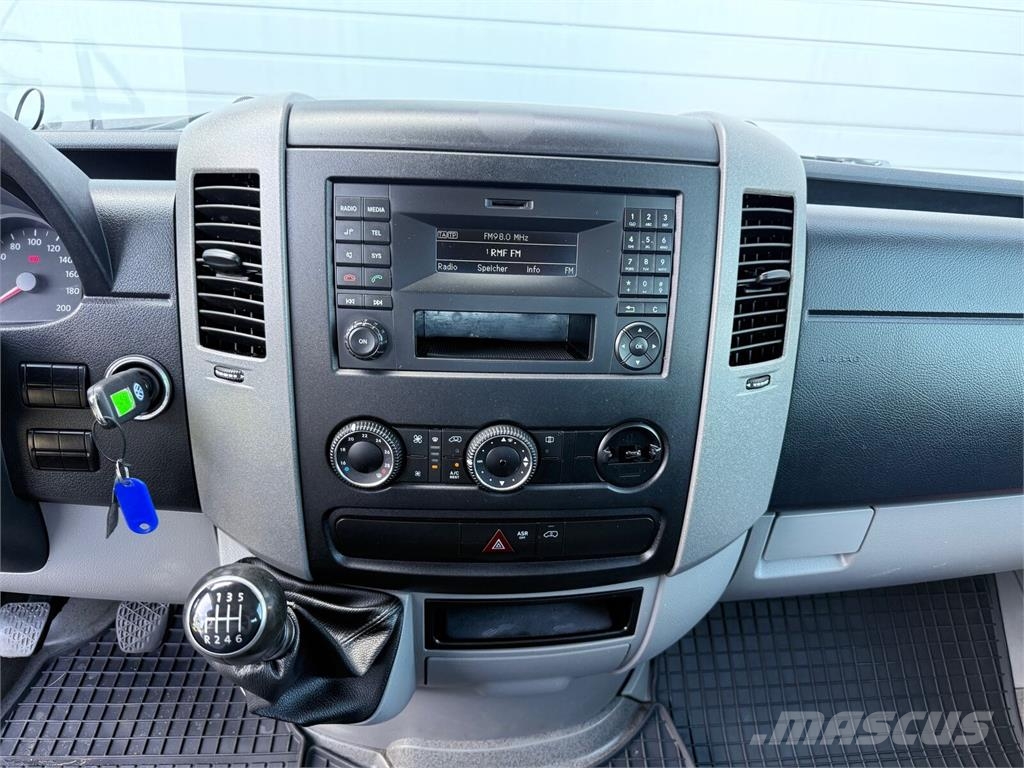 Volkswagen Crafter Doka Brygadówka Skrzynia 7-miejsc Zarejest Otros camiones