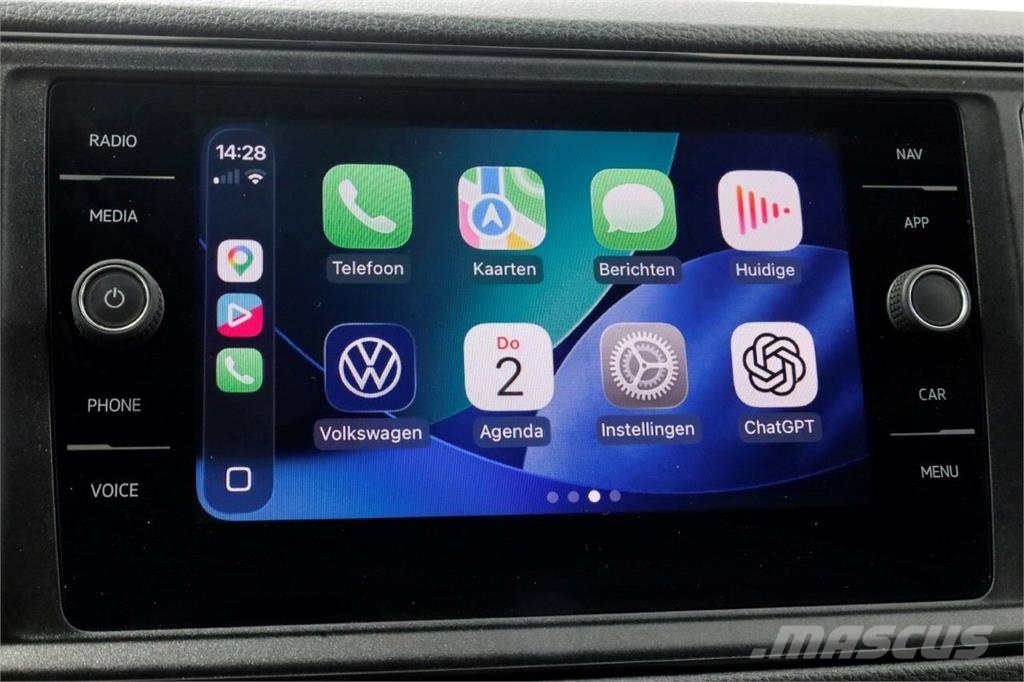Volkswagen Crafter 35 2.0 TDI 140pk Bakwagen met laadklep en Otros camiones