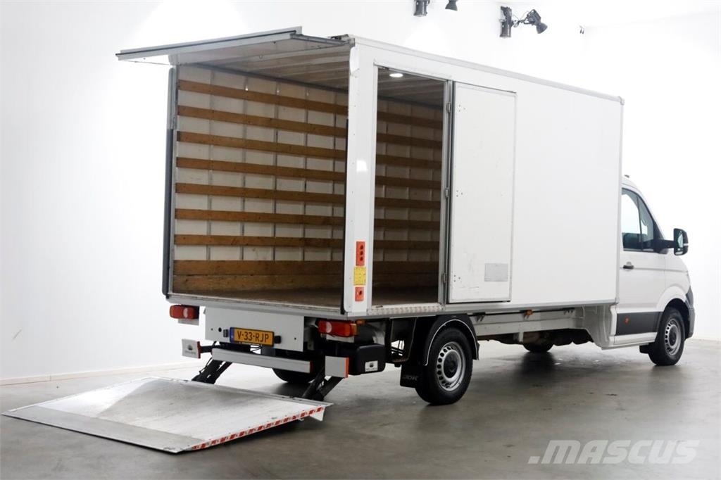 Volkswagen Crafter 35 2.0 TDI 140pk Bakwagen met laadklep en  Inne