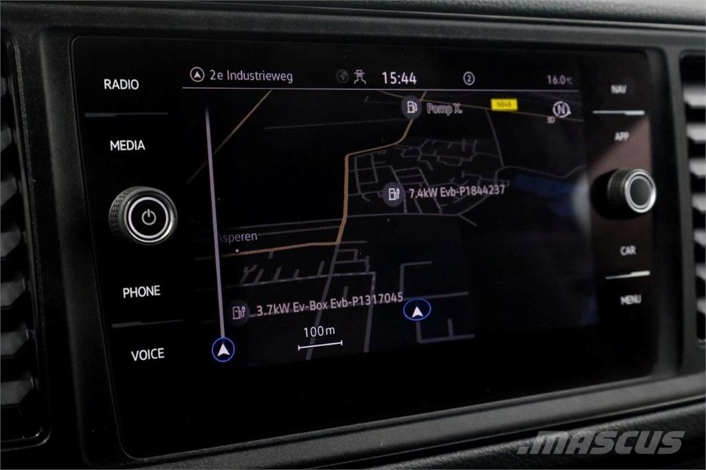 Volkswagen Crafter 35 2.0 TDI 140pk DSG-Automaat L4H3 (L3H2) Специальные грузовики