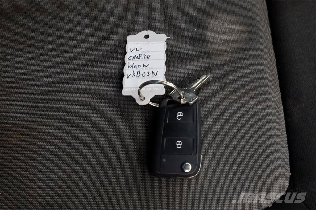 Volkswagen Crafter 35 2.0 TDI E6 Bakwagen met achterdeuren 2- Otros camiones