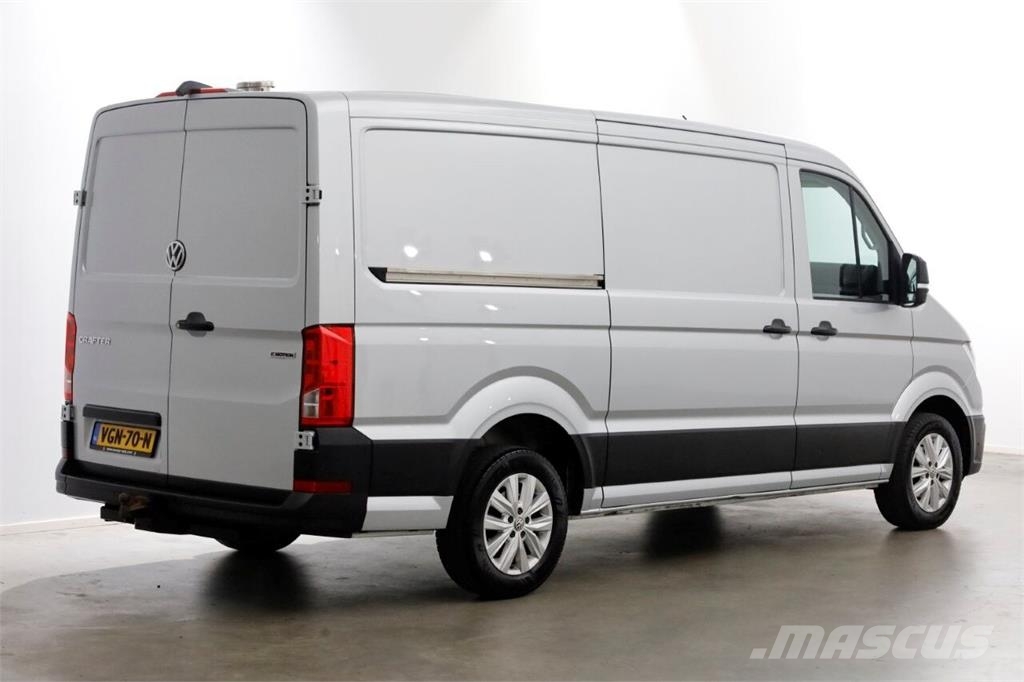 Volkswagen Crafter 35 2.0 TDI 177pk L3H2 (L2H1) DSG-Automaat Otros camiones