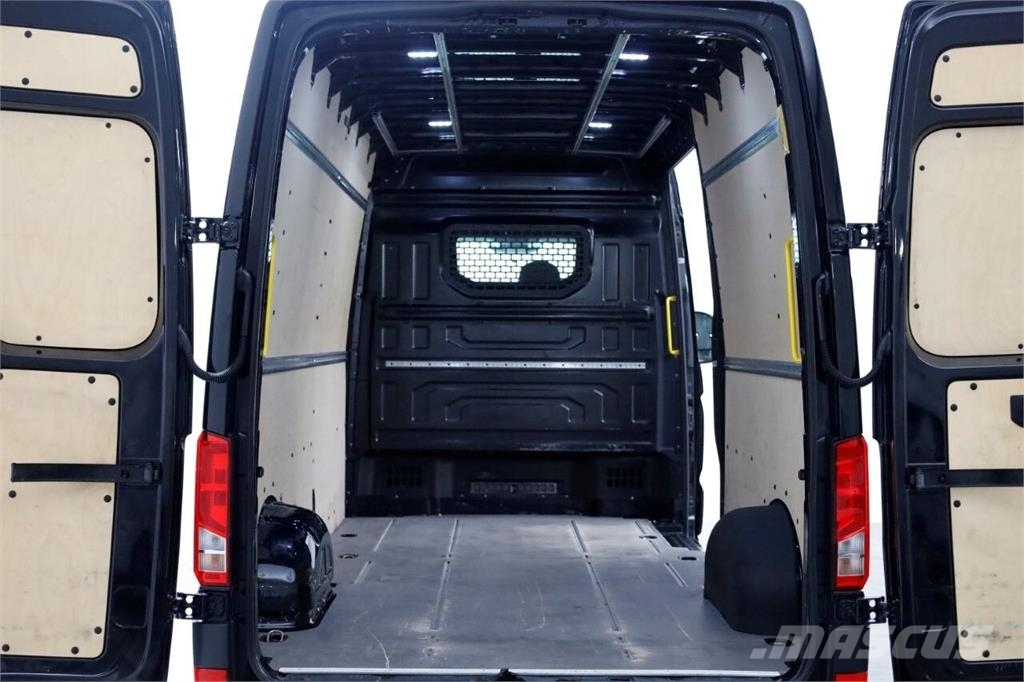 Volkswagen Crafter 35 2.0 TDI 177pk L4H3 (L3H2) Maxi Airco/Na Andre lastbiler