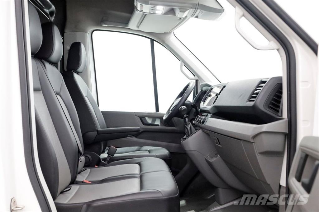 Volkswagen Crafter 35 2.0 TDI 140pk L3H3 (L2H2) Airco/Navi/In شاحنات أخرى