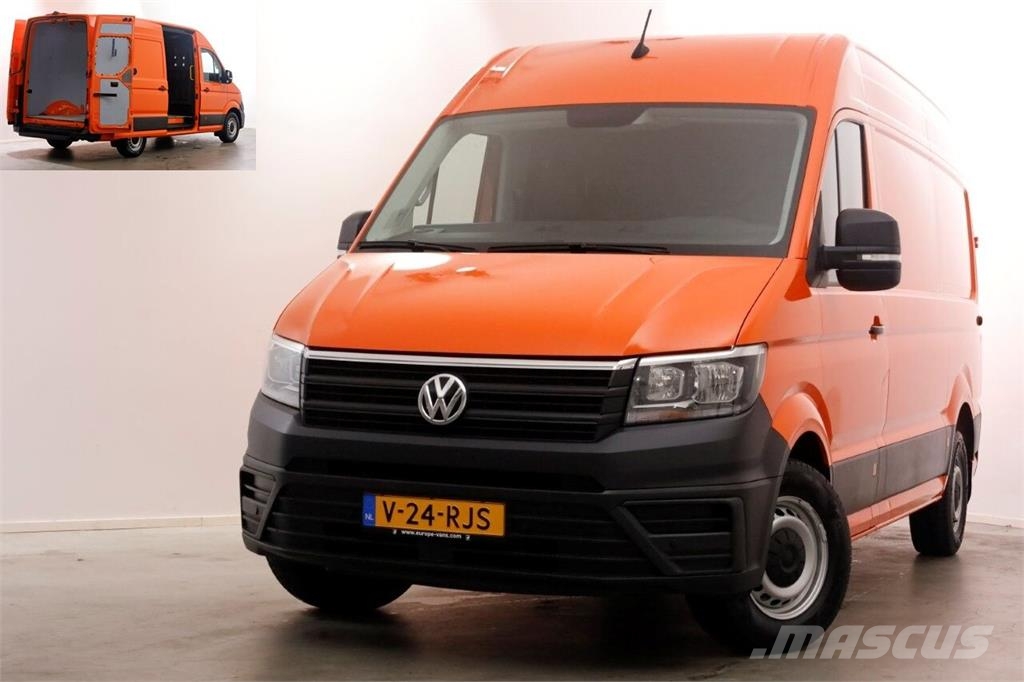 Volkswagen Crafter 35 2.0 TDI 177pk RWD L3H3 (L2H2) Airco/Nav Inne