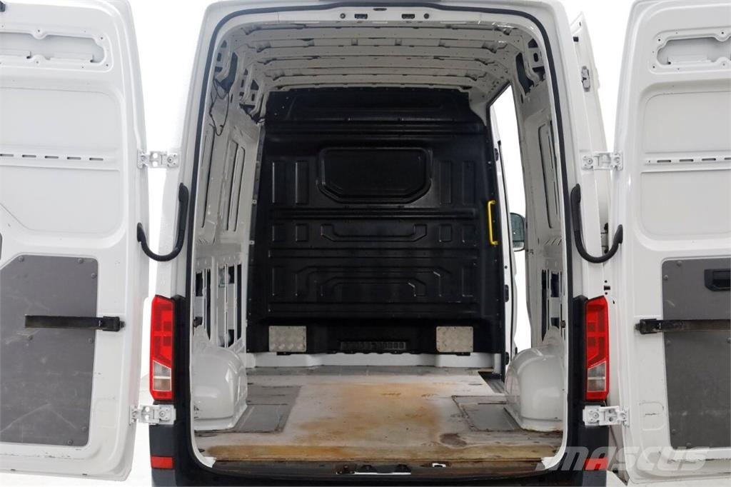 Volkswagen Crafter 35 2.0 TDI 177pk DSG-Automaat L3H3 (L2H2)  Специальные грузовики