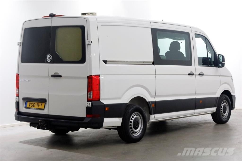 Volkswagen Crafter 35 2.0 TDI 140pk L3H2 (L2H1) D.C. Comfortl شاحنات أخرى