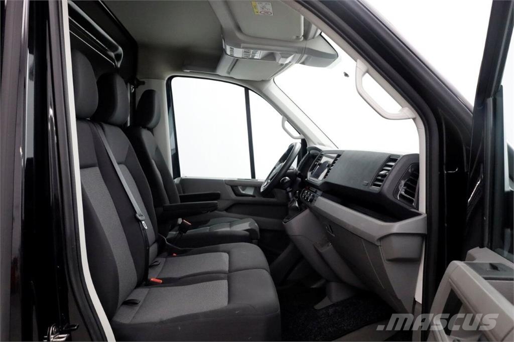 Volkswagen Crafter 35 2.0 TDI 140pk L3H3 (L2H2) Highline LED/ Övriga bilar