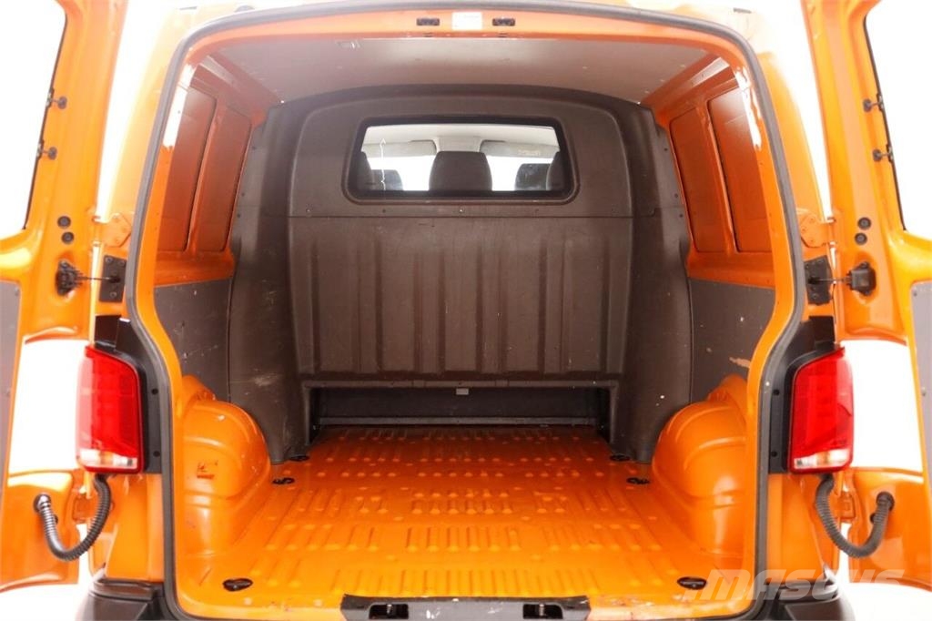 Volkswagen Transporter T6.1 2.0 TDI 110pk Lang D.C. Airco/Nav Otros camiones