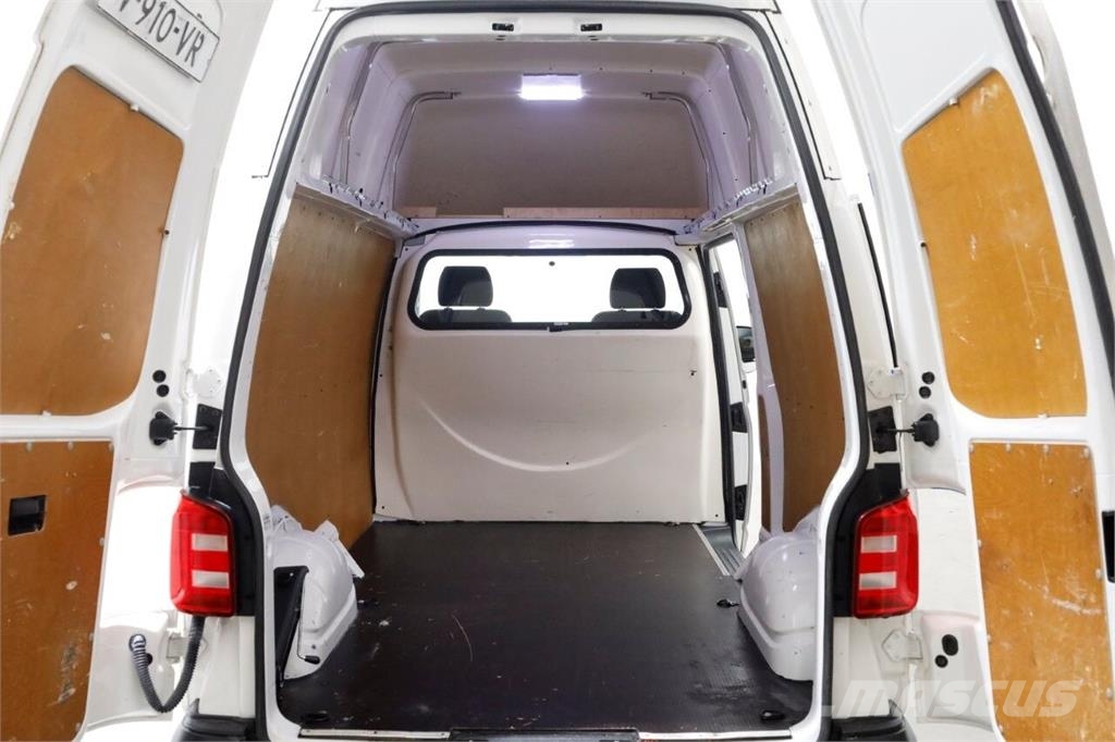 Volkswagen Transporter 2.0 TSI 150pk Benzine L2H3 Airco/Camer Otros camiones