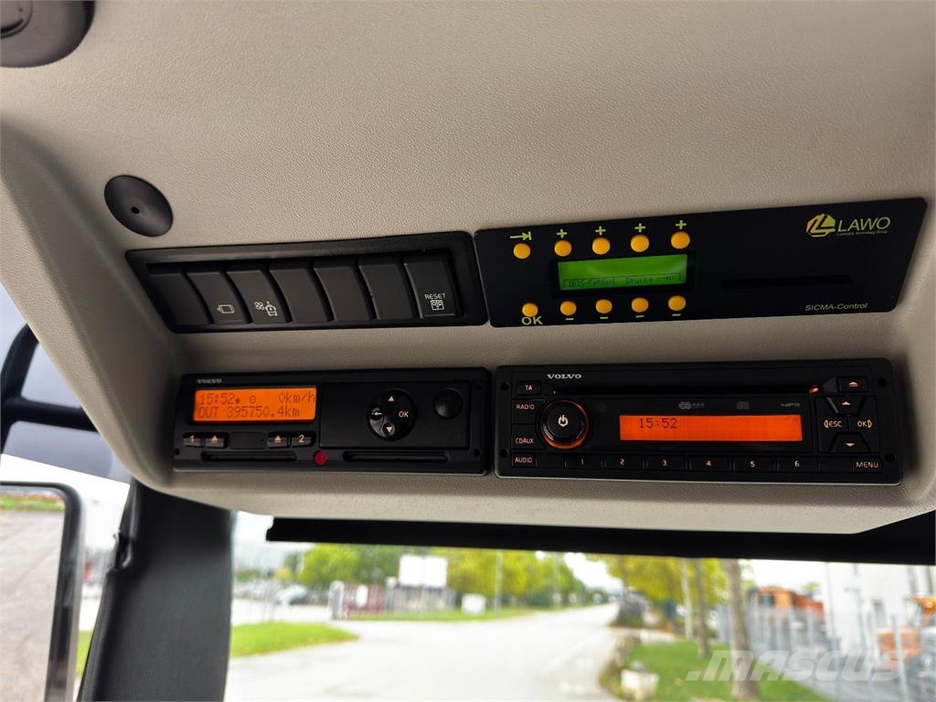 Volvo 7900 BASC Zgibni avtobusi