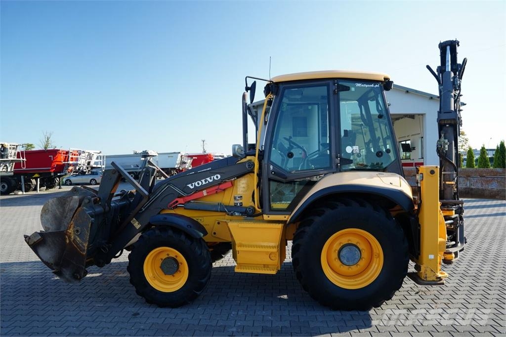 Volvo BL71B 反鏟裝載機