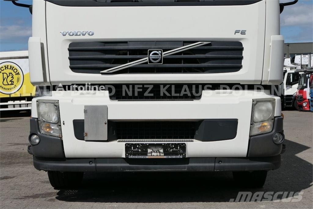 Volvo FE 300 Box Truck / XL Fuel Tank / Tail Lift / Euro Camion Fourgon