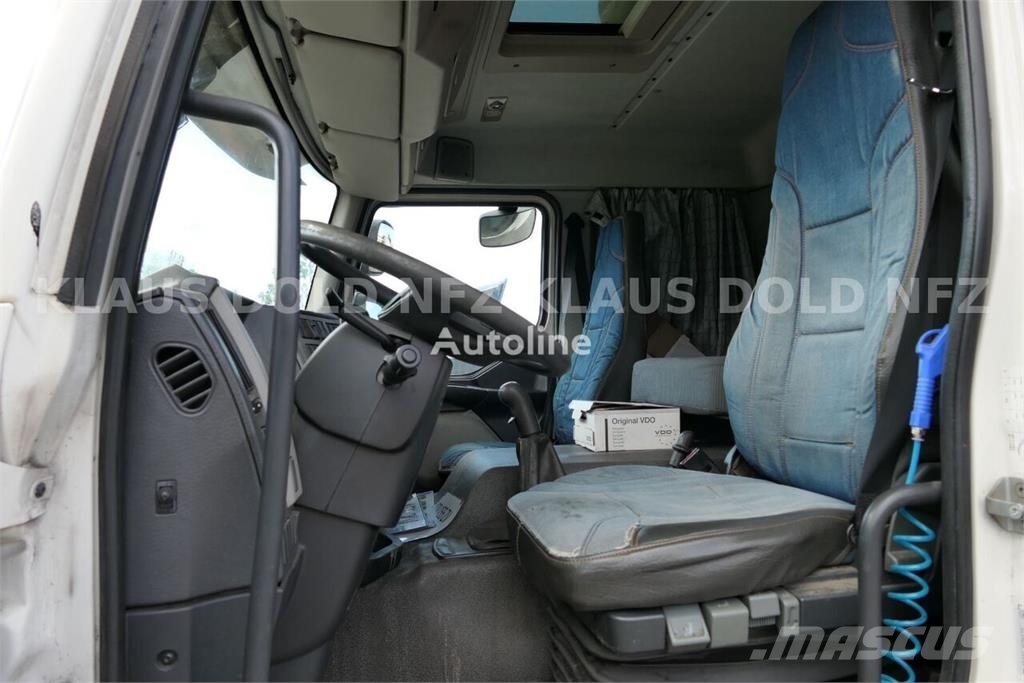 Volvo FE 300 Box Truck / XL Fuel Tank / Tail Lift / Euro Camion Fourgon