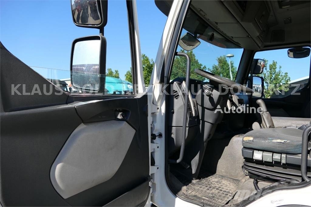 Volvo FE 300 Box Truck / XL Fuel Tank / Tail Lift / Euro Camion Fourgon