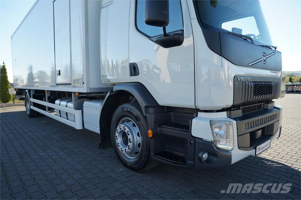 Volvo FE 320 / 4x2 / CHŁODNIA - 8,9 M / THERMO KING T- 1 Kühlkoffer