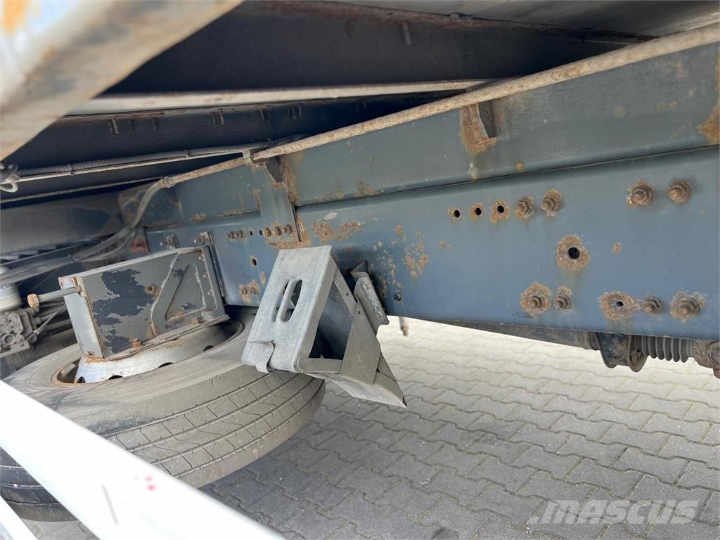 Volvo FE 320 FLATBED CRANE KRAN HDS HIAB 122B-2 DUO Camiones de cama baja