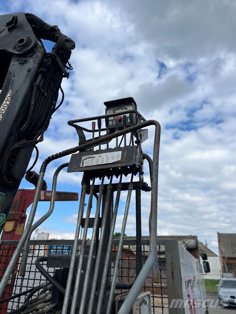 Volvo FE 320 FLATBED CRANE KRAN HDS HIAB 122B-2 DUO Camiones de cama baja