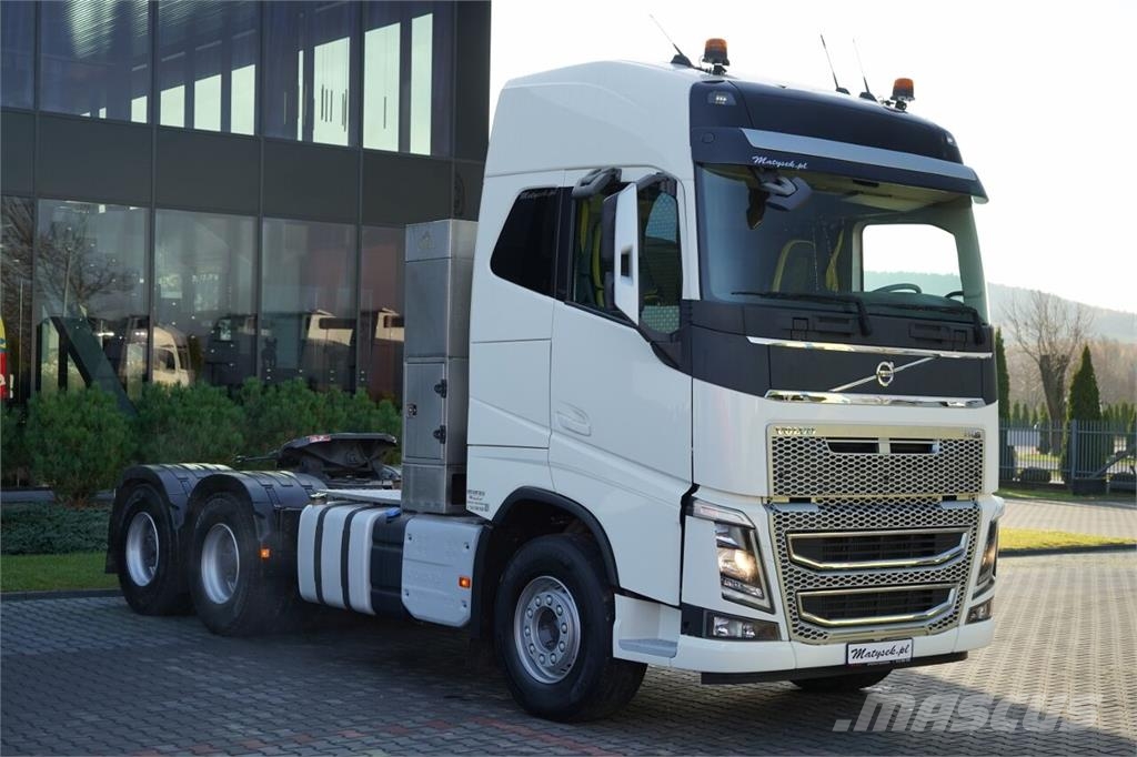 Volvo FH 16 / 660 / 6x4 / DMC: 180.000 KG !! / RETARDER  Tegljači