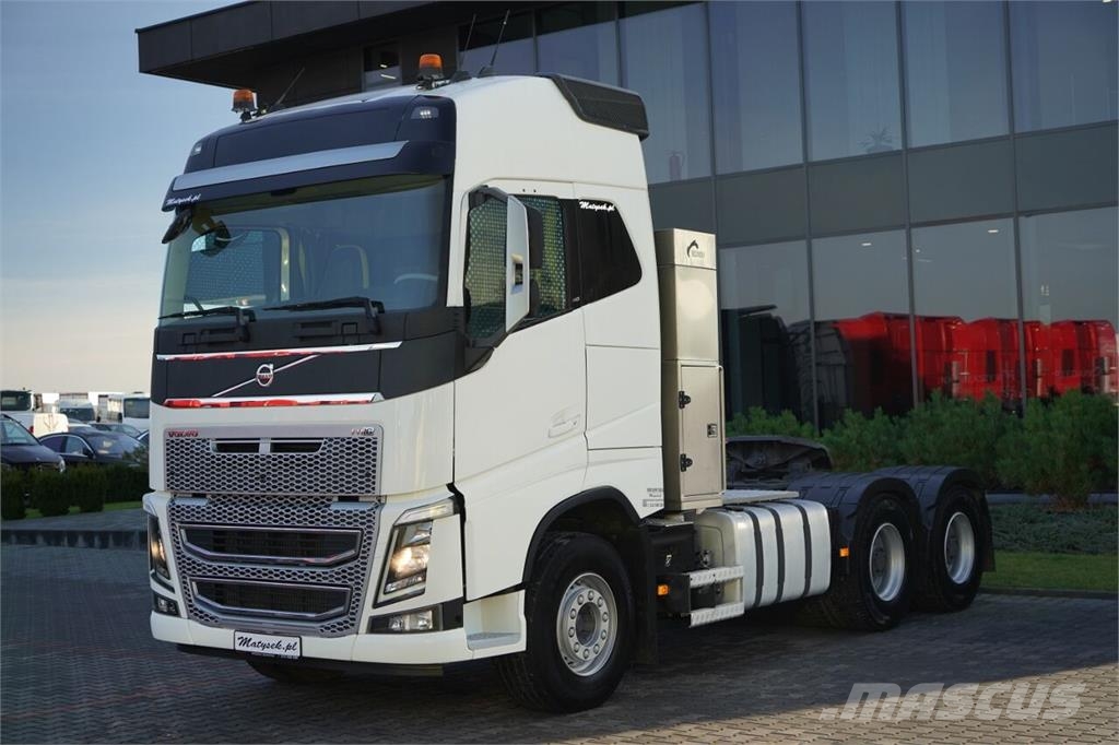 Volvo FH 16 / 660 / 6x4 / DMC: 180.000 KG !! / RETARDER  Tegljači