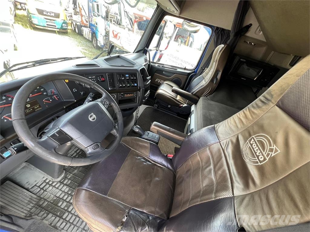 Volvo FH 16 750 شاحنات الرافعات الخطافية