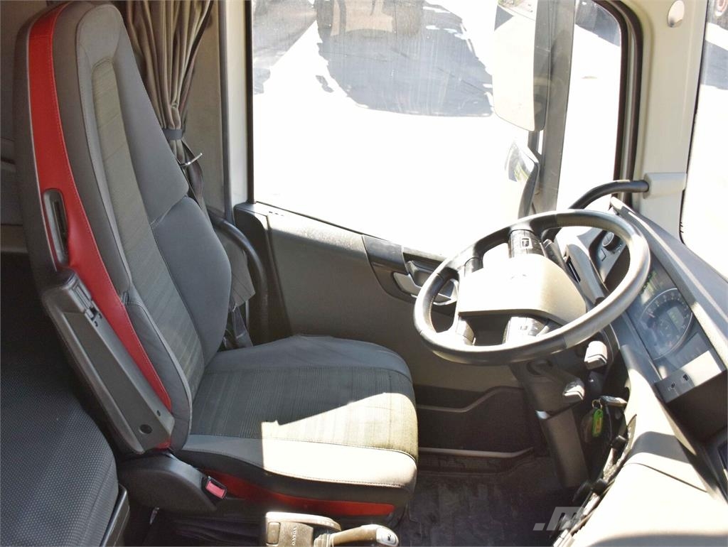 Volvo FH 420 Camiones de cama baja