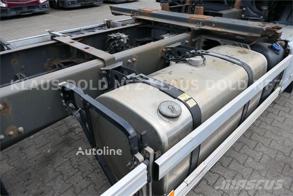 Volvo FH 420 6x2 BDF Container Truck / Lift & Steering A Chasis y suspención