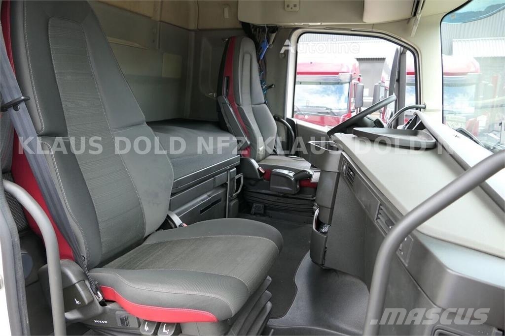 Volvo FH 420 6x2 / Chassis Cab / BDF / Tail Lift / Lift Chasis y suspención