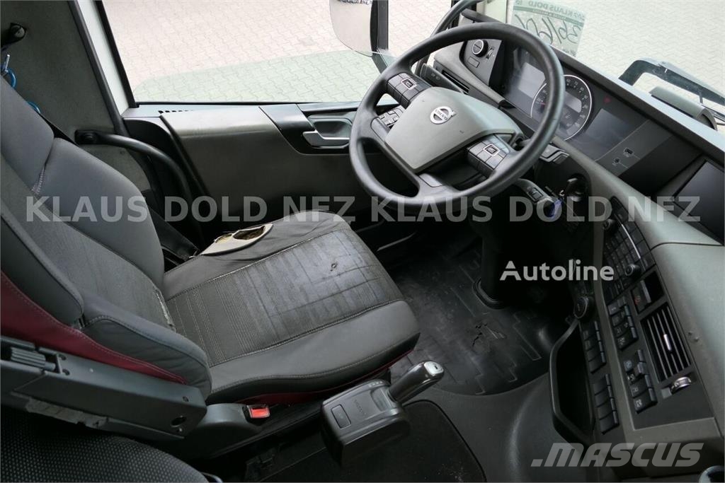 Volvo FH 420 6x2 / Chassis Cab / BDF / Tail Lift / Lift Chasis y suspención
