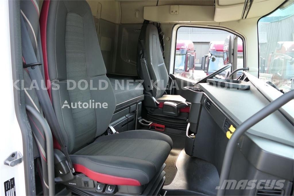 Volvo FH 420 6x2 / Chassis Cab / BDF / Tail Lift / Lift Chasis y suspención