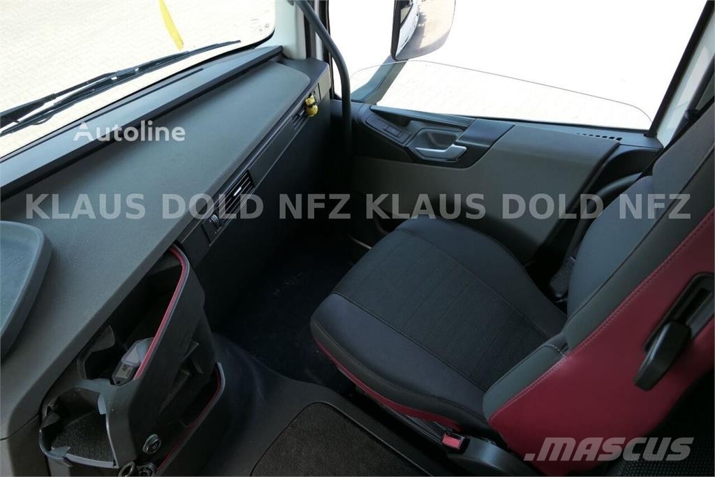 Volvo FH 420 6x2 / Chassis Cab / BDF / Tail Lift / Lift Chasis y suspención