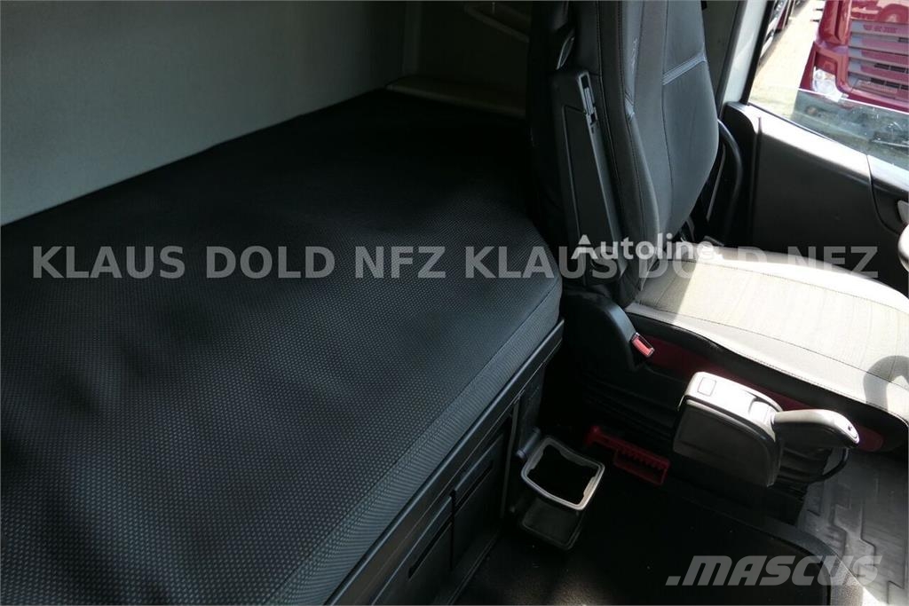 Volvo FH 420 6x2 / Chassis Cab / BDF / Tail Lift / Lift Chasis y suspención