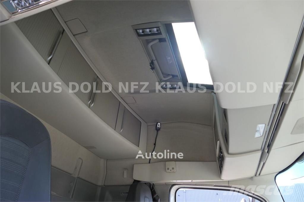 Volvo FH 420 6x2 / Chassis Cab / BDF / Tail Lift / Lift Chasis y suspención