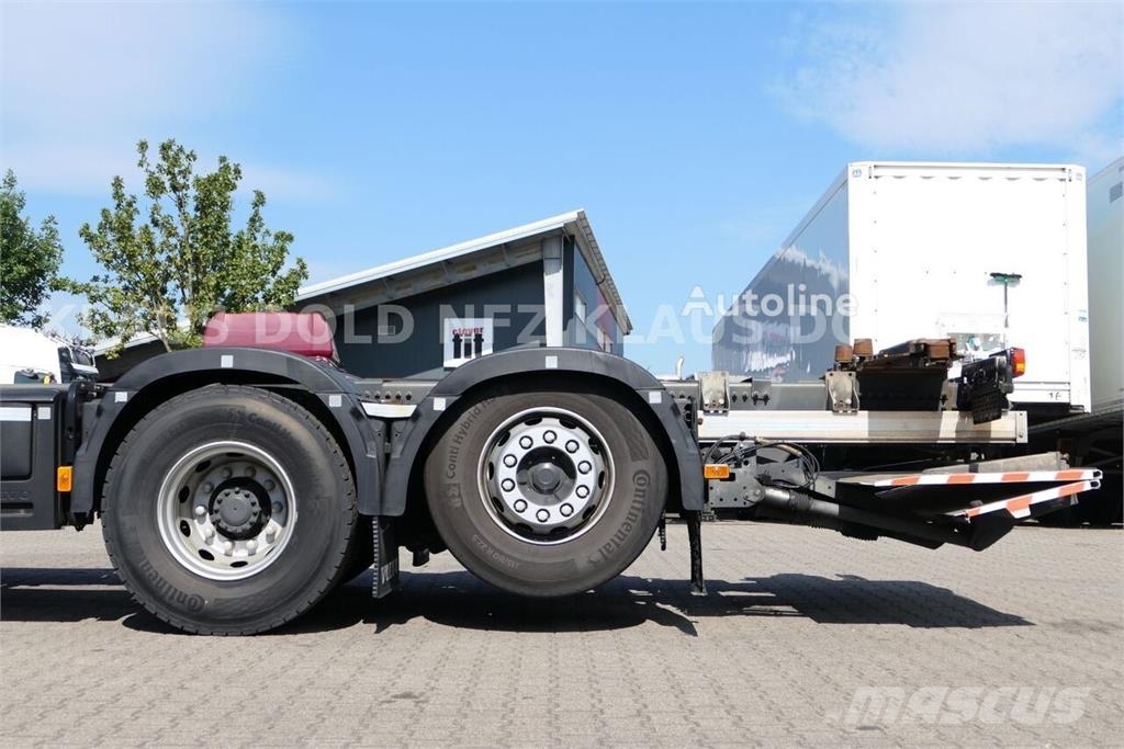 Volvo FH 420 6x2 / Chassis Cab / BDF / Tail Lift / Lift Chasis y suspención