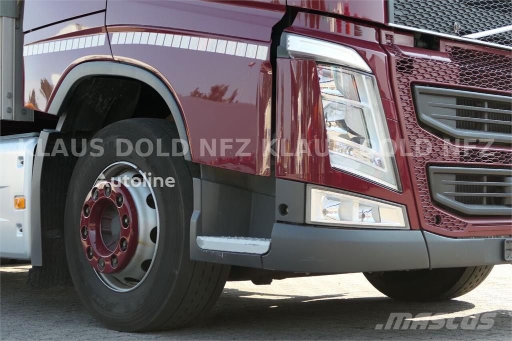 Volvo FH 420 / Curtainsider Truck / Full Air / Side Boar Camiones de caja de lona