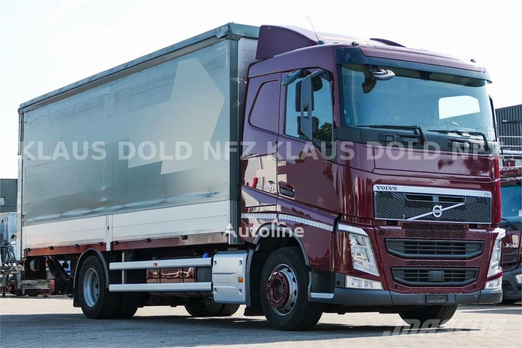 Volvo FH 420 / Curtainsider Truck / Full Air / Side Boar Camiones de caja de lona