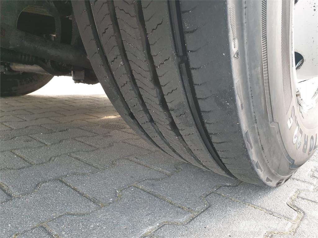 Volvo FH 460 Chassis e suspensões