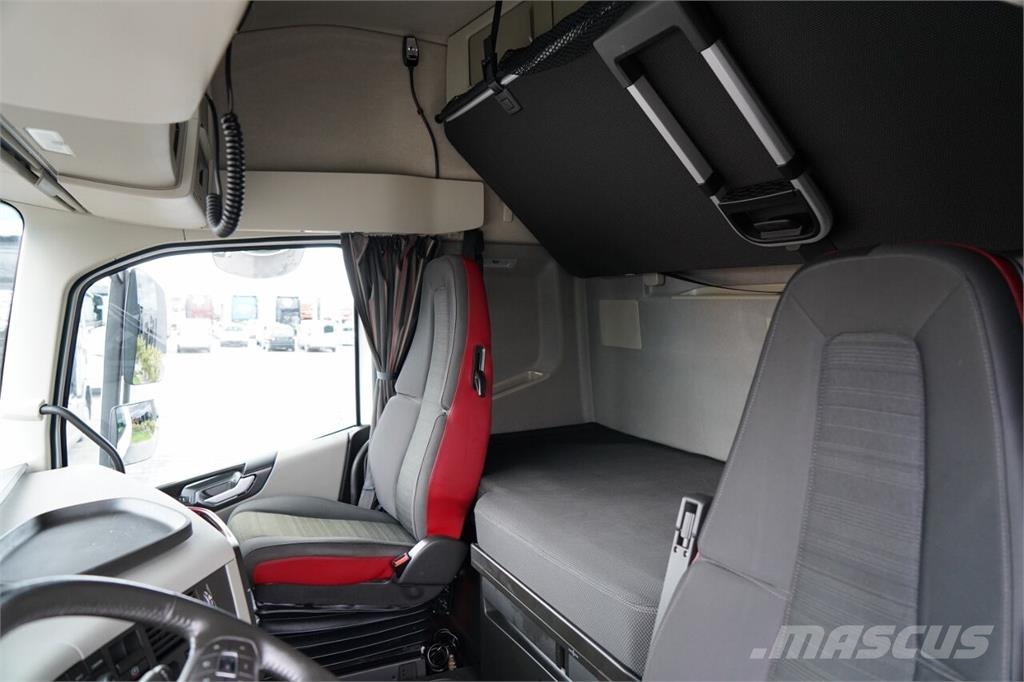 Volvo FH 460 Trekkers