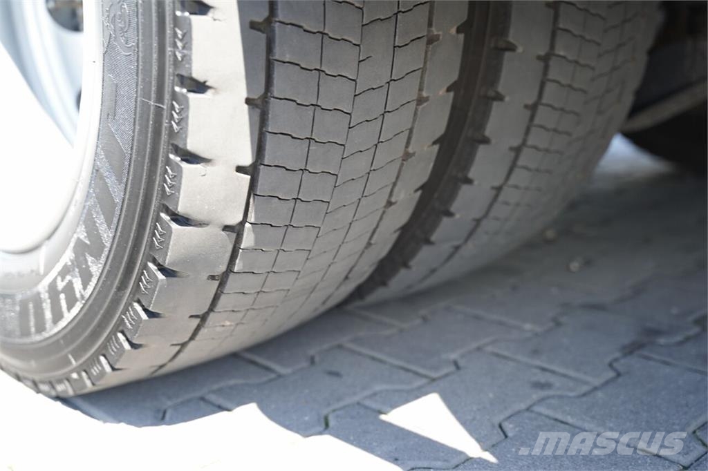 Volvo FH 460 Camiones de caja de lona
