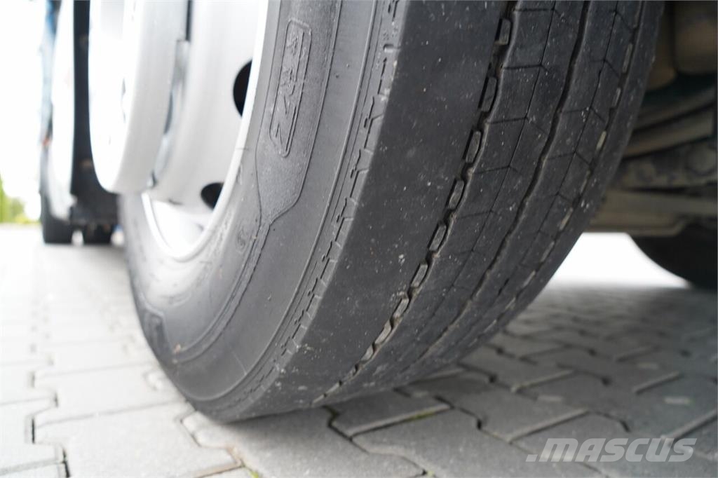 Volvo FH 460 カーテンサイダートラック