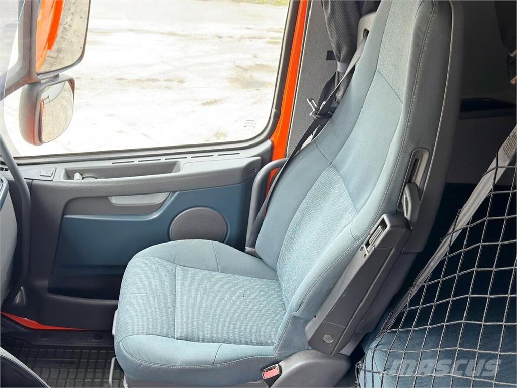 Volvo FH 460 * HIAB 377 E - 7 HIPRO + FUNK * 6x4 Camiones de cama baja