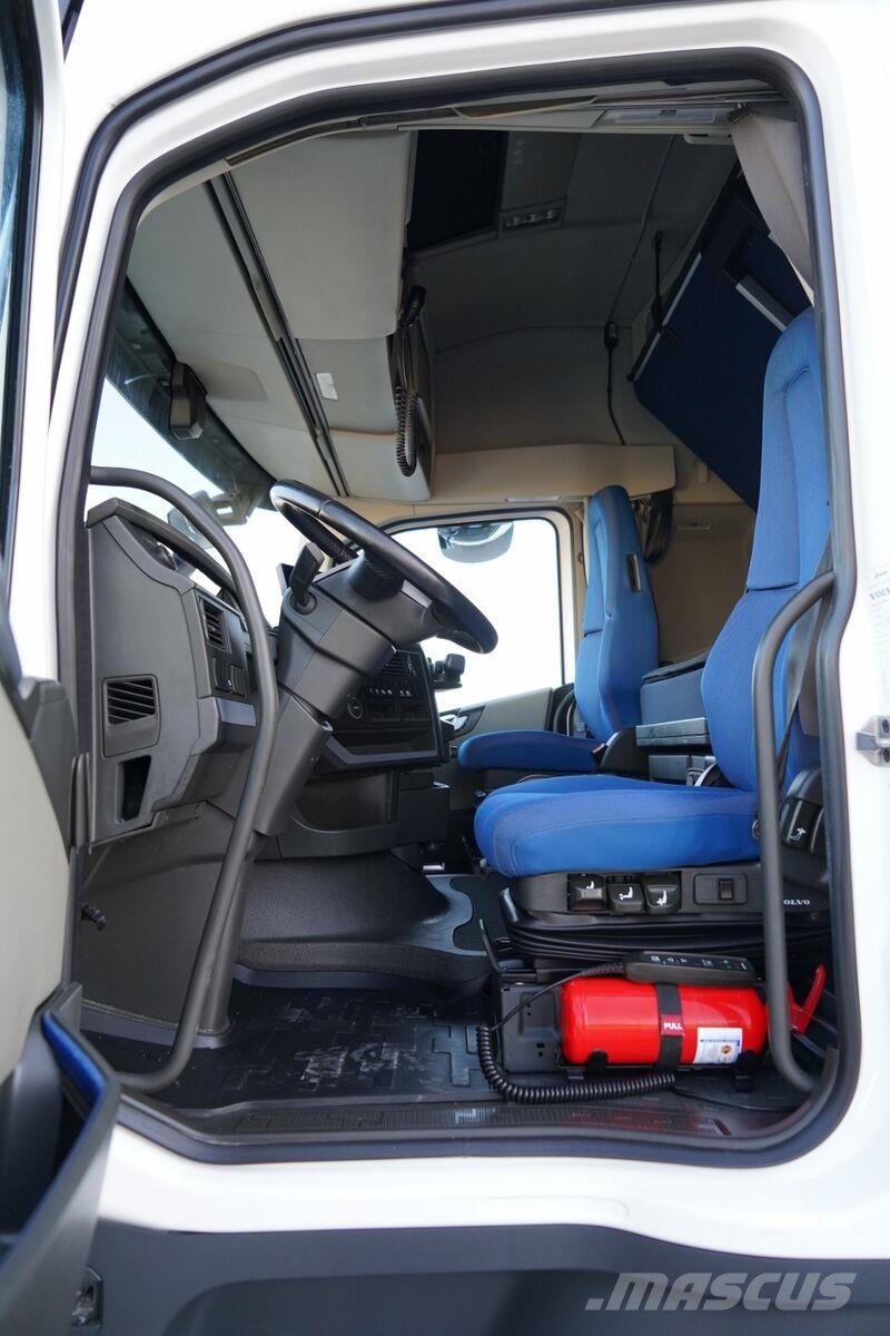 Volvo FH 460 / LOW DECK / MEGA / I-PARK COOL / I-SAVE /  Cabezas tractoras