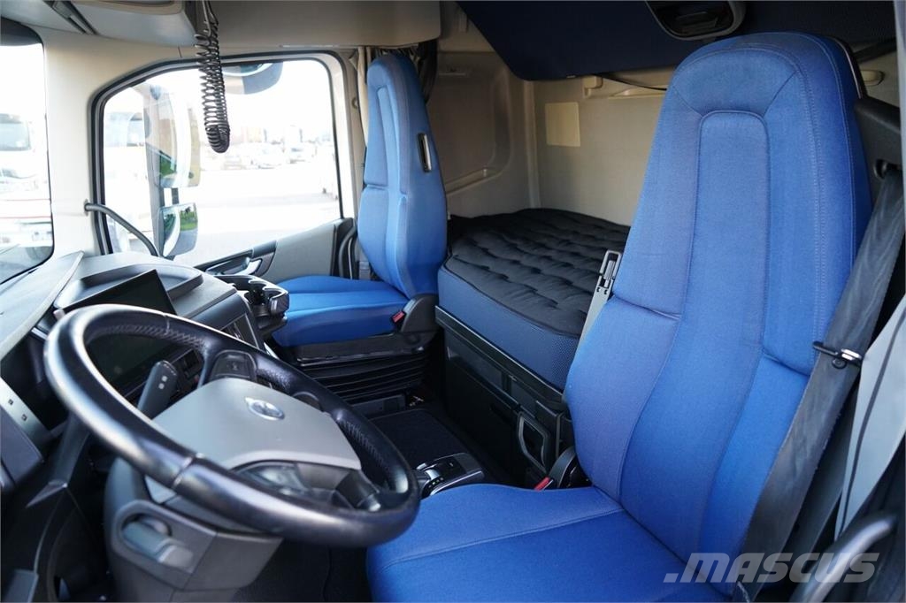 Volvo FH 460 / LOW DECK / MEGA / I-PARK COOL / I-SAVE /  Cabezas tractoras