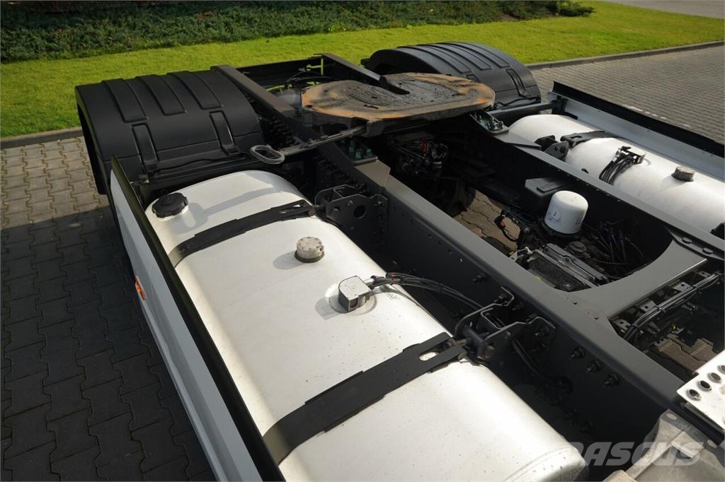 Volvo FH 460 / LOWDECK / I-PARK COOL / MEGA / I-SAVE / I Nyergesvontatók