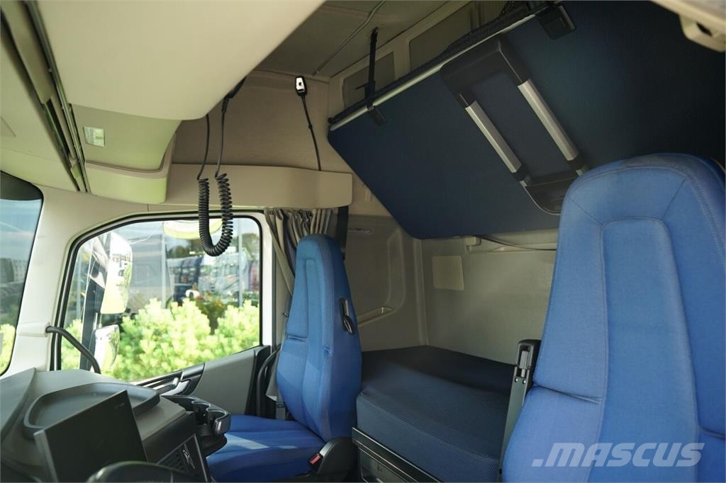 Volvo FH 460 / LOWDECK / I-PARK COOL / MEGA / I-SAVE / I Nyergesvontatók